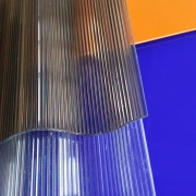 Lastra-Ondulata-in-Policarbonato2.jpg